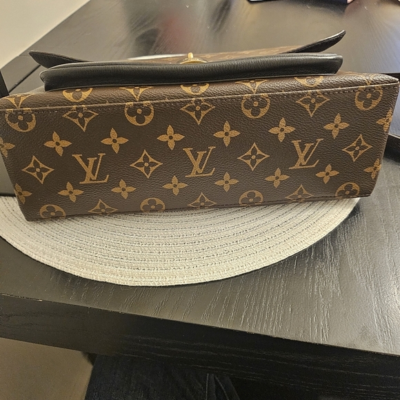 ⭐SOLD⭐ Louis Vuitton Monogram Bag - Marignan - Picture 12 of 16